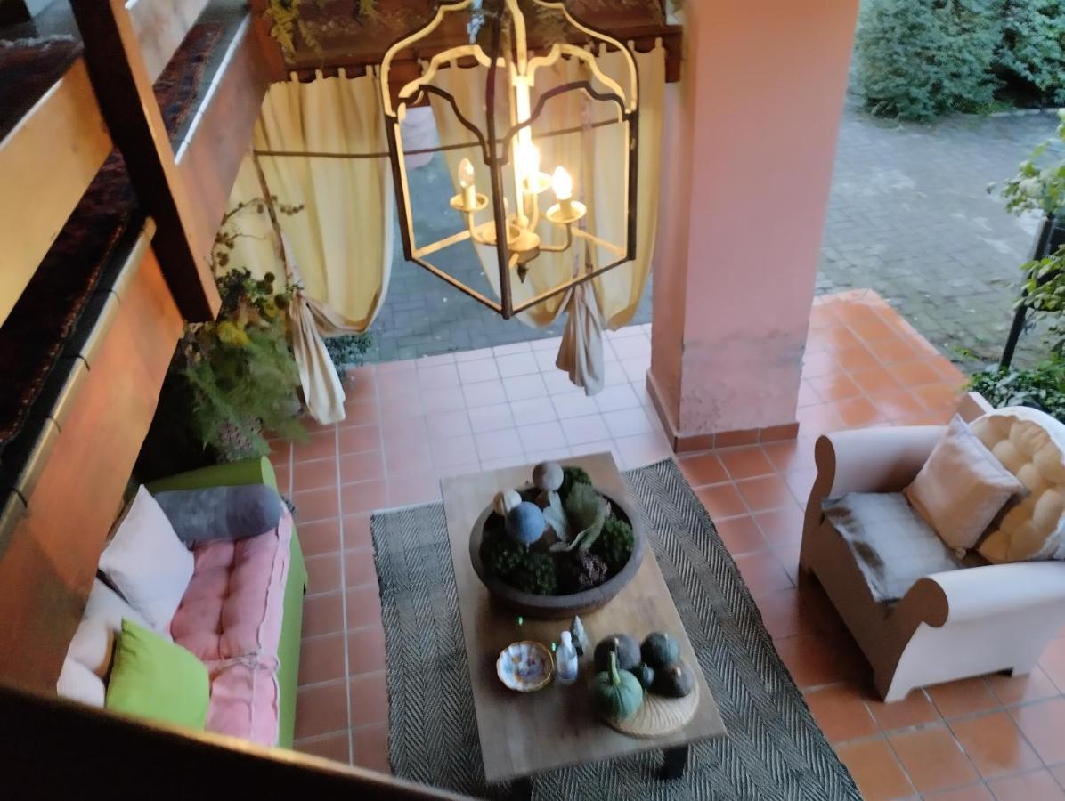 Il Cortiletto Bed & Breakfast Quartiano Exterior photo