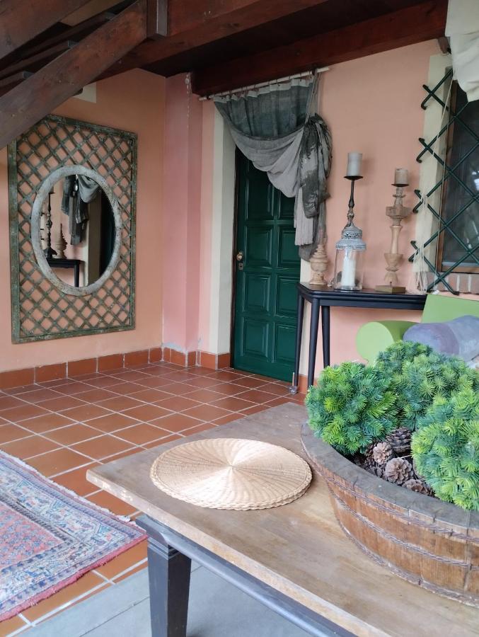 Il Cortiletto Bed & Breakfast Quartiano Exterior photo